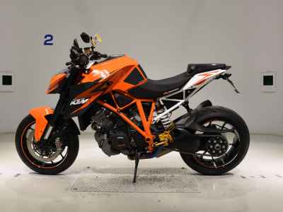 KTM 1290 Super Duke R 2015