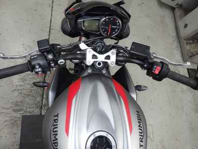 Triumph Street Triple 765 R 2020