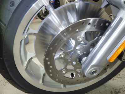 Harley-Davidson FLSTFI 2025