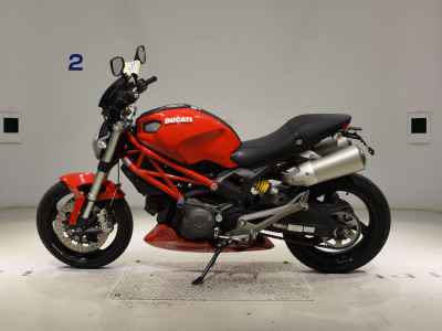 Ducati Monster 696 2009