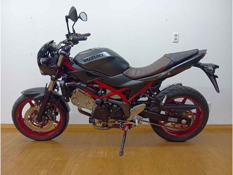 Suzuki SV650S 2021
