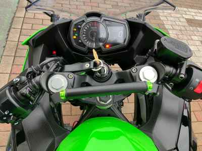 Kawasaki Ninja 400 KRT Edition 2023