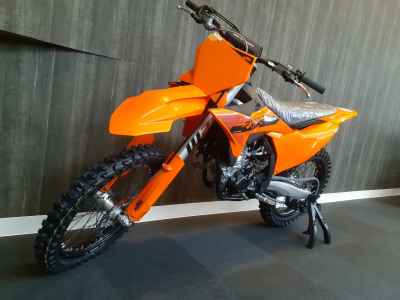 KTM 250 SX-F 2025