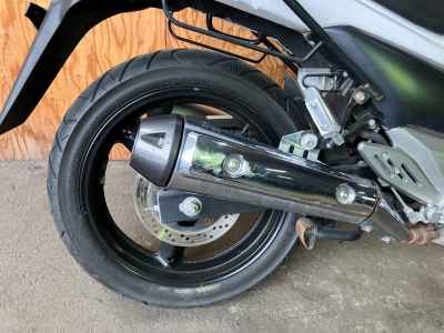 Suzuki GSR250