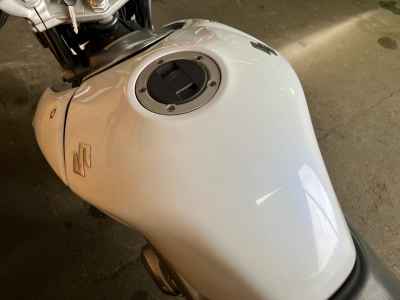Suzuki GSR250