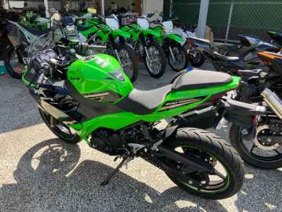 Kawasaki Ninja 400 2019