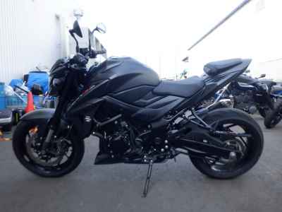 Suzuki GSX-S750 2021