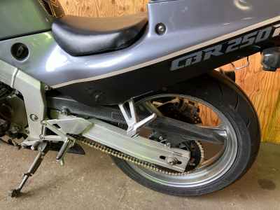 Honda CBR250R