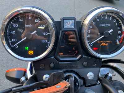 Honda CB400SF 2022