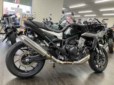 Honda Hawk 11 2022