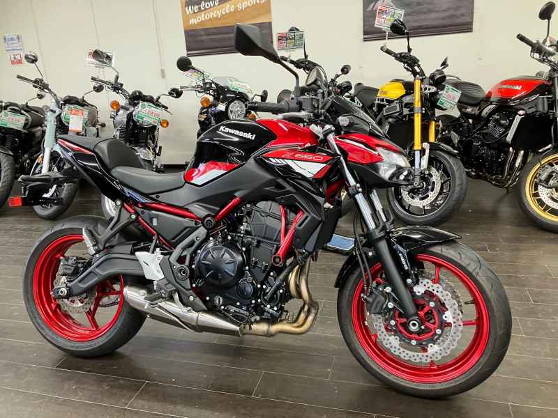 Kawasaki Z650 2025