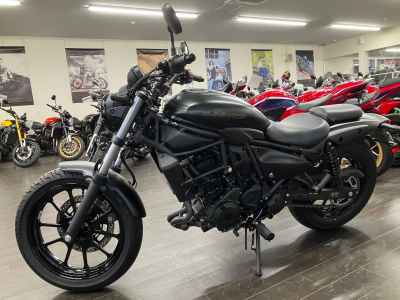 Kawasaki Eliminator 400 2023