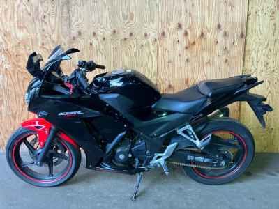 Honda CBR250R