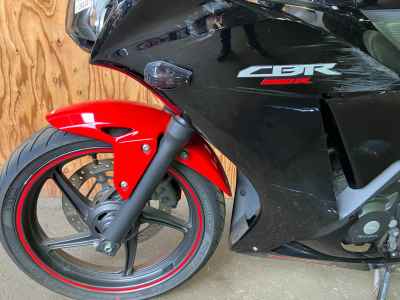 Honda CBR250R