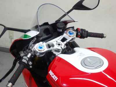 Ducati Panigale V2 2022
