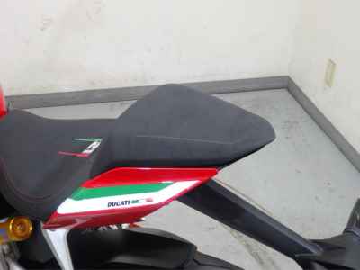 Ducati Panigale V2 2022
