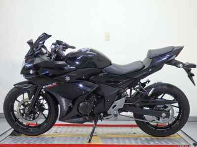 Suzuki GSX250R