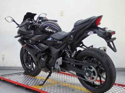 Suzuki GSX250R
