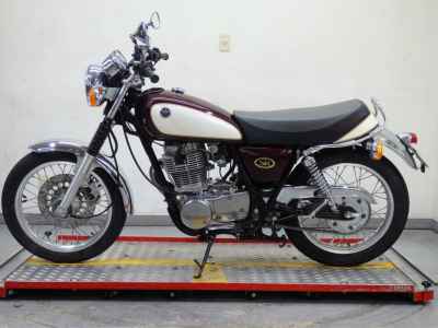 Yamaha SR400 2010