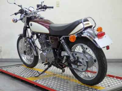 Yamaha SR400 2010