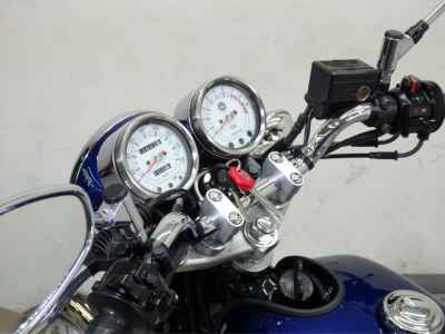 Yamaha SR400 2021