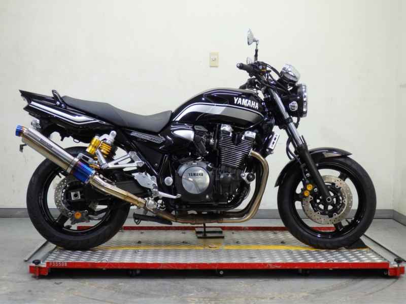 Yamaha XJR1300 2011