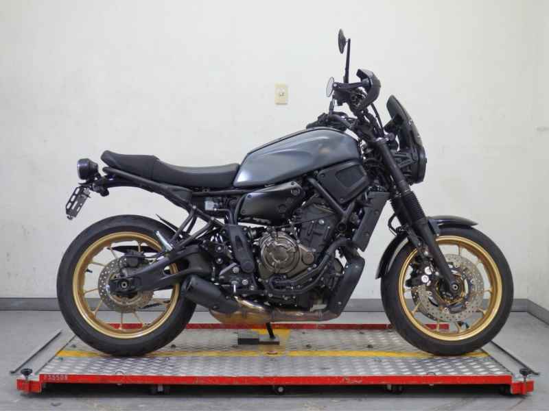 Yamaha XSR700 2022