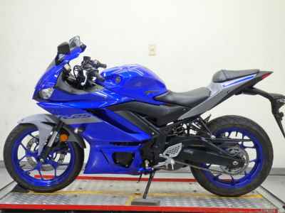 Yamaha YZF-R25