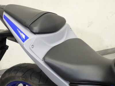 Yamaha YZF-R25