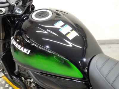 Kawasaki Z900RS Cafe 2025