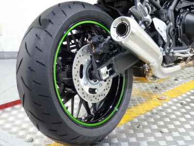 Kawasaki Z900RS Cafe 2025