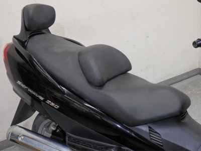 Suzuki Skywave 250