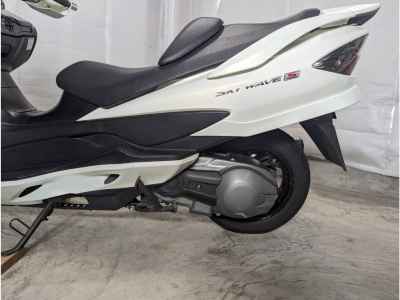 Suzuki Skywave 400