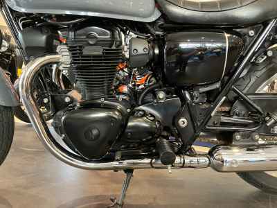 Kawasaki W800 2022
