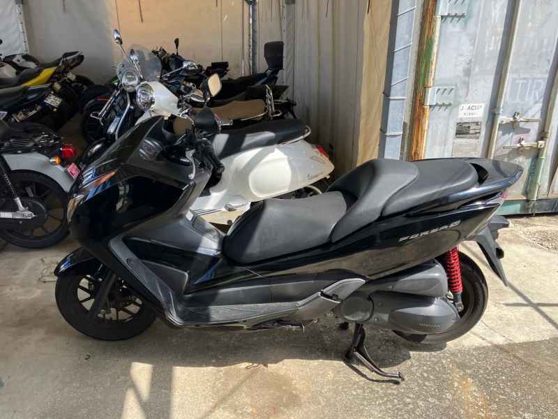 Honda Forza SI
