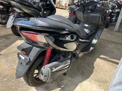 Honda Forza SI