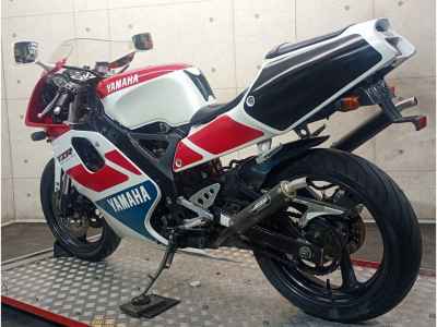 Yamaha TZR250R