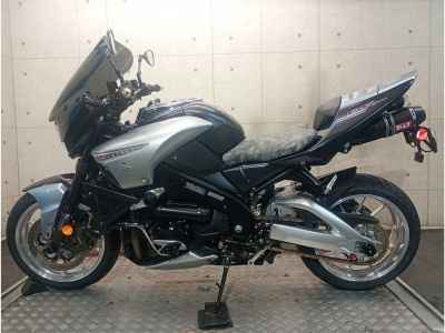 Suzuki B-King 2011