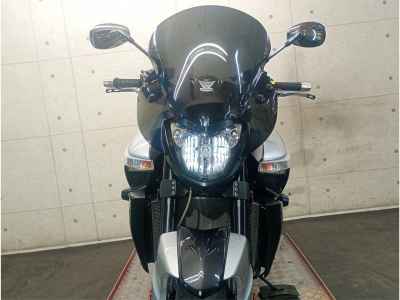 Suzuki B-King 2011