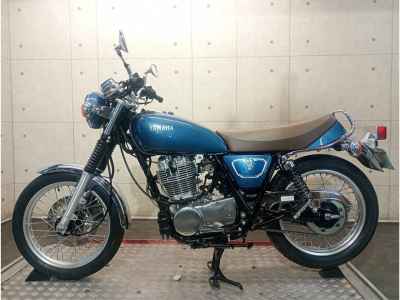 Yamaha SR400 2020