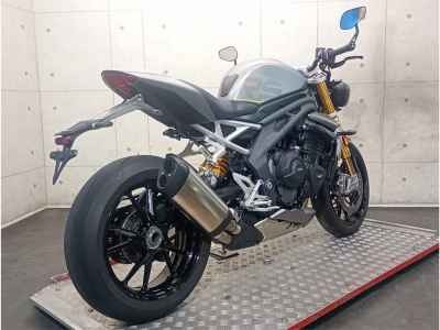 Triumph Speed Triple 1200 2021