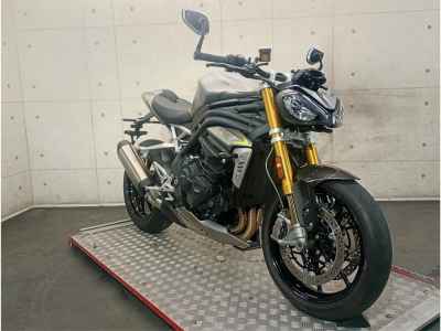 Triumph Speed Triple 1200 2021