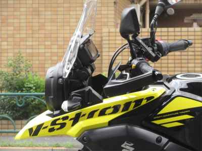 Suzuki GSR250
