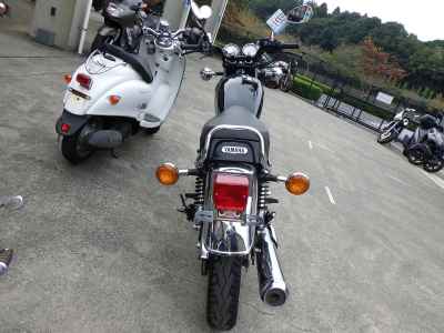 Yamaha SR400 2019