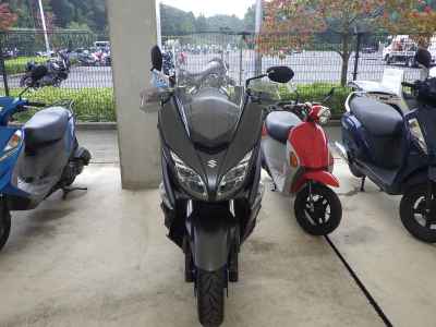 Suzuki Burgman 400 2024