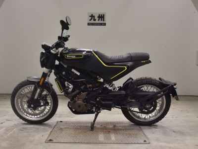 Husqvarna Svartpilen 401 2018