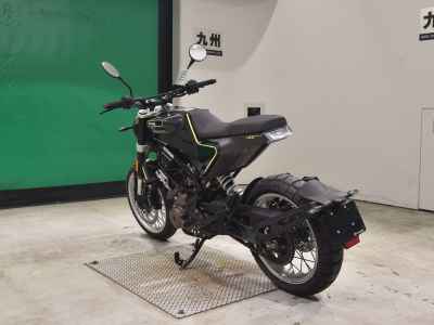 Husqvarna Svartpilen 401 2018