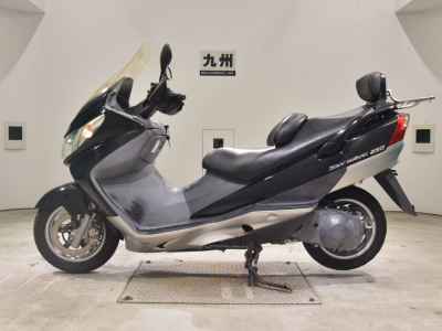 Suzuki Skywave 250S