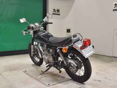 Yamaha SR400 2005