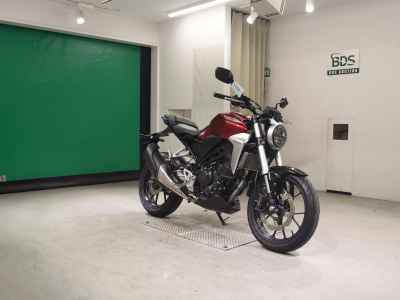 Honda CB250R 2018